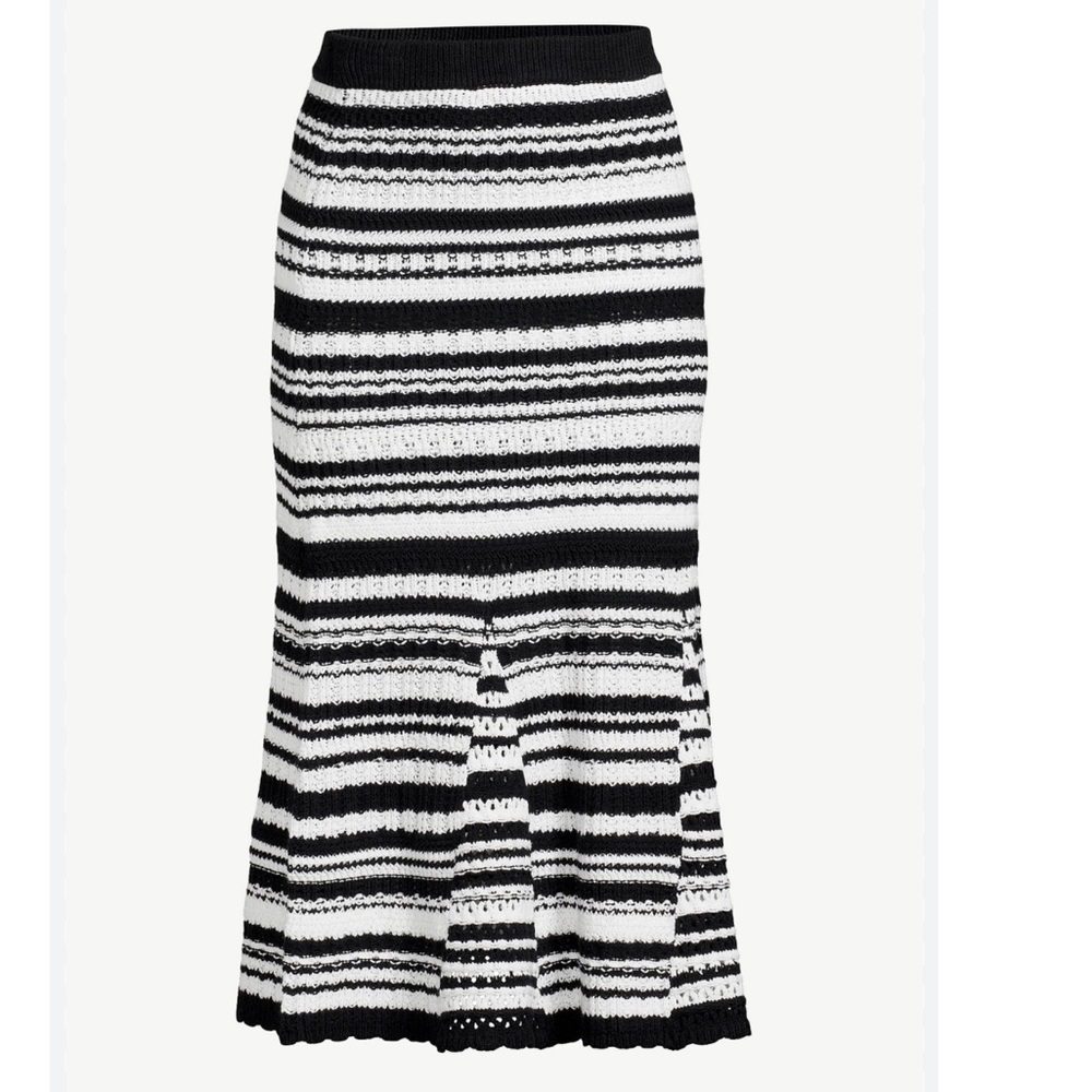 Crochet Stripe Midi Skirt
Size X-Large